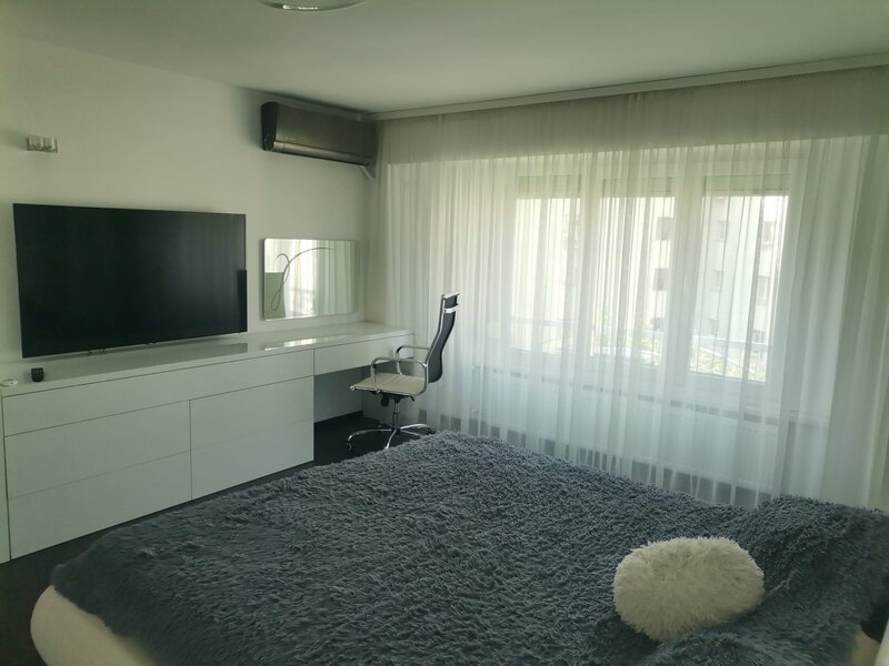 Decebal - adiacent - Metrou Piata Muncii